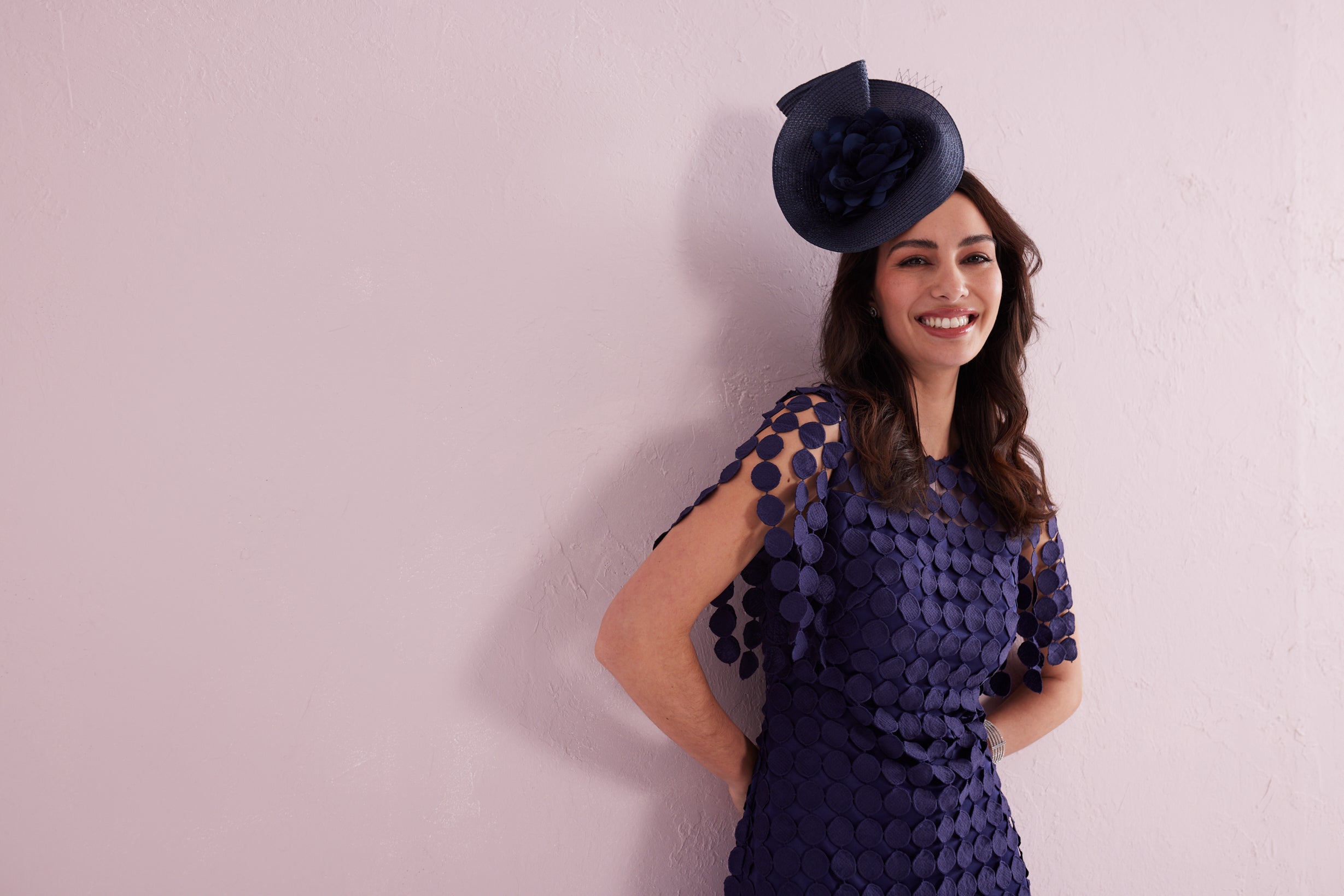 AMOUR  Navy Fascinator